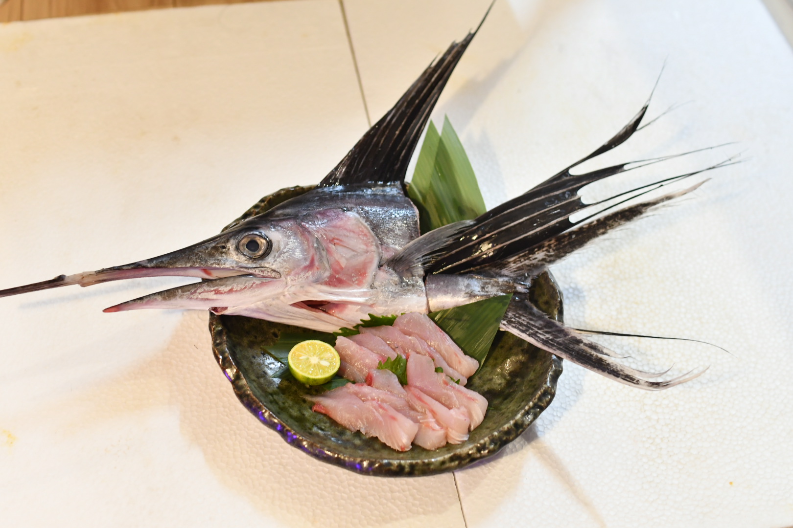 秋は何かと話題のバショウカジキ | ヌローライフ
